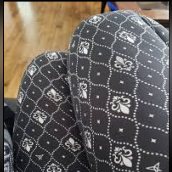 Sweetlegs Fleur-de-Lis leggings one size NWT magnifique - Picture 8 of 9